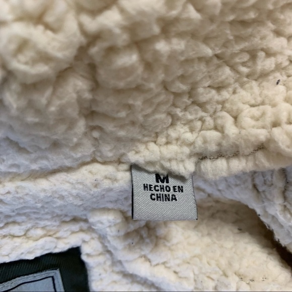 Levi’s Strauss & Co. Women’s Army Military Green Shearling Jacket Size Medium - Picture 9 of 13